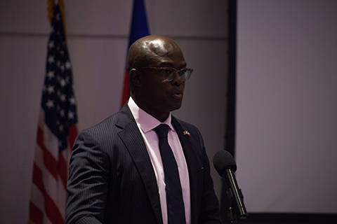 TOWN HALL HAITI-CONSUL GANDY THOMAS 480x320.jpg